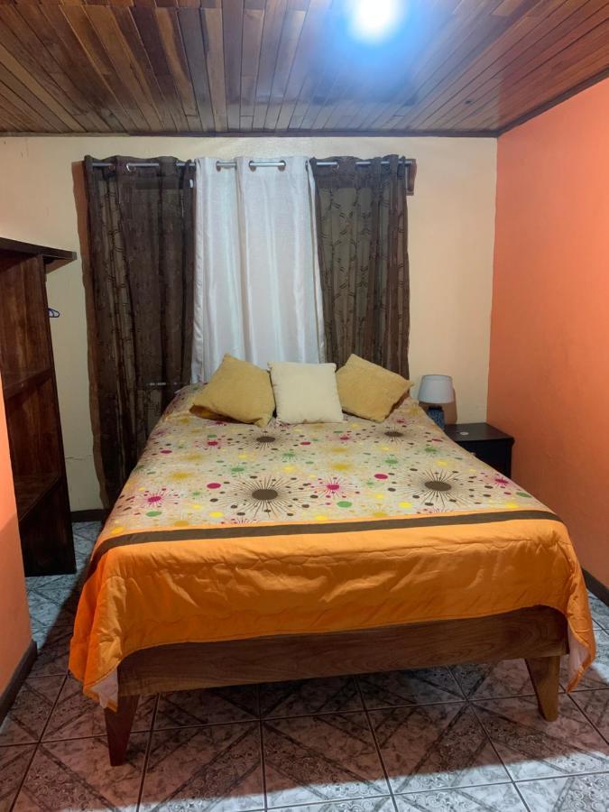 Monteverde Monkey Hostel Экстерьер фото